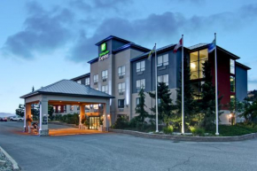 Гостиница Holiday Inn Express Kamloops, an IHG Hotel  Камлупс 